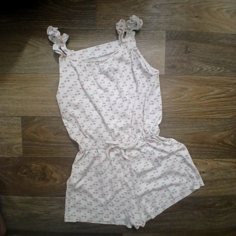 James and lollie Cherry Print romper. Girls 8.